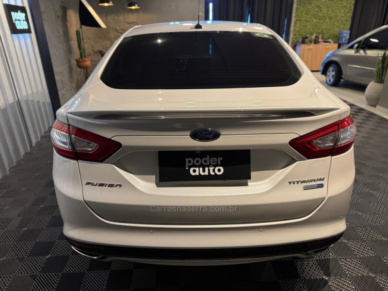 FUSION 2.0 TITANIUM GTDI ECOBOOST AWD AUTOMÁTICO - 2016 - FARROUPILHA