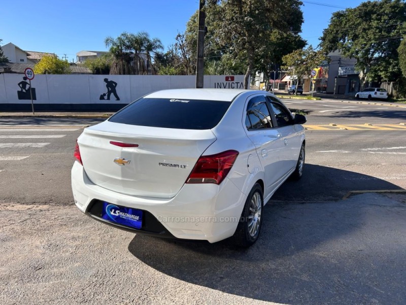 PRISMA 1.4 MPFI LT 8V FLEX 4P MANUAL - 2017 - VENâNCIO AIRES