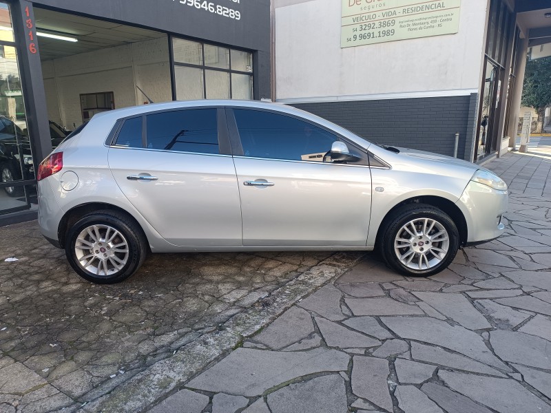 BRAVO 1.8 ESSENCE 16V FLEX 4P MANUAL - 2012 - FLORES DA CUNHA