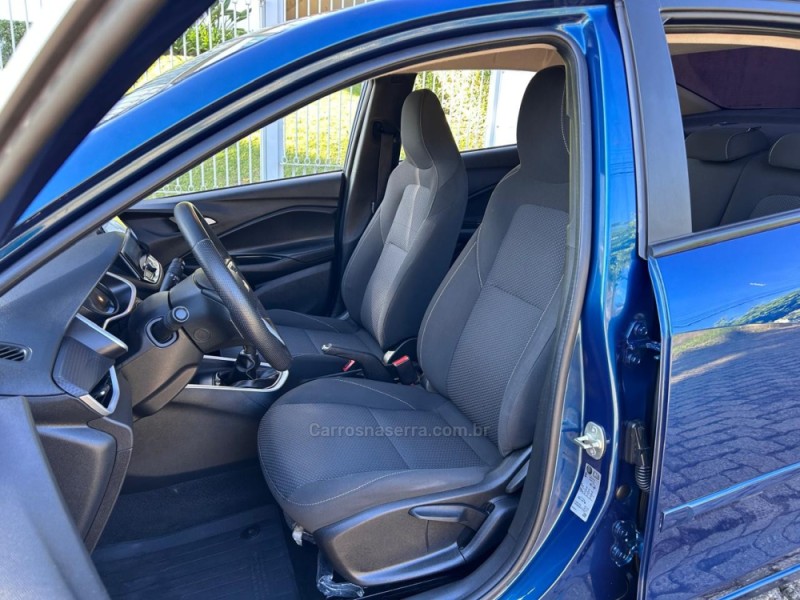 ONIX 1.0 LT 12V FLEX 4P MANUAL - 2023 - VENâNCIO AIRES
