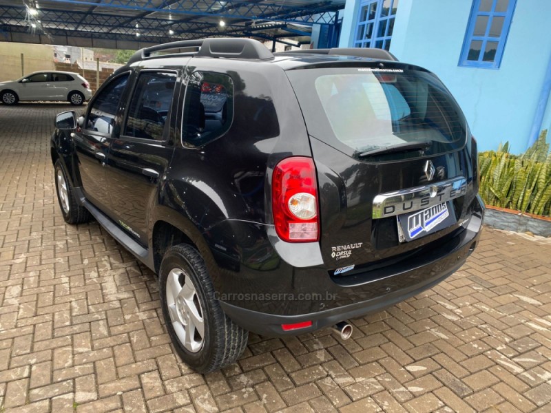 DUSTER 1.6 EXPRESSION 4X2 16V FLEX 4P MANUAL - 2013 - CANELA