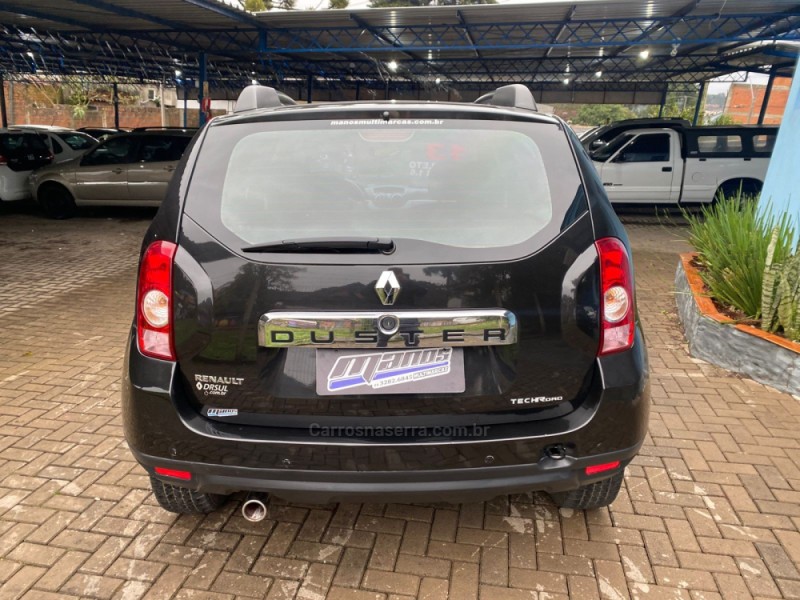 DUSTER 1.6 EXPRESSION 4X2 16V FLEX 4P MANUAL - 2013 - CANELA