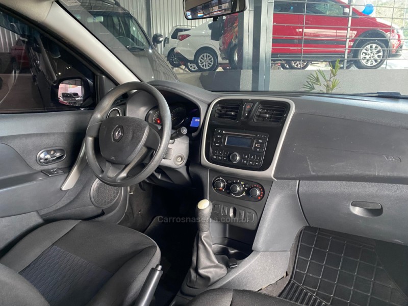 SANDERO 1.0 EXPRESSION 16V FLEX 4P MANUAL - 2016 - CAMPO BOM