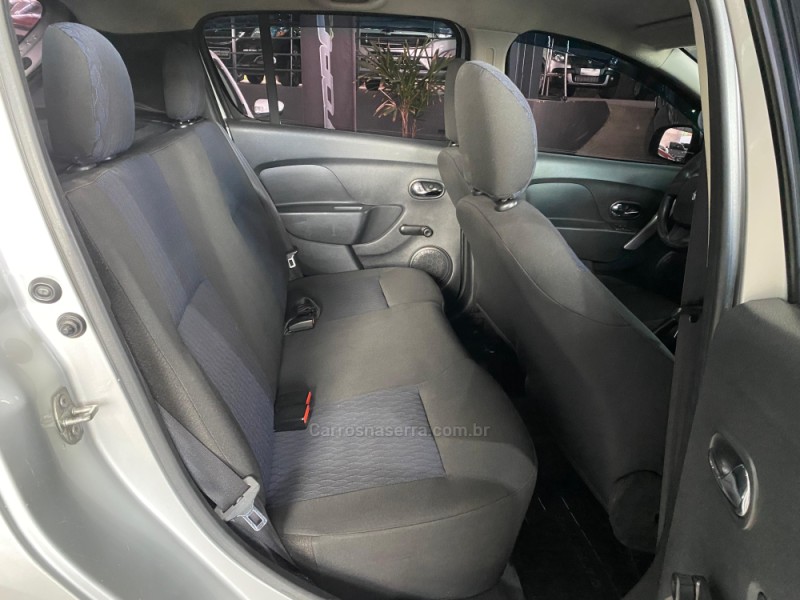 SANDERO 1.0 EXPRESSION 16V FLEX 4P MANUAL - 2016 - CAMPO BOM