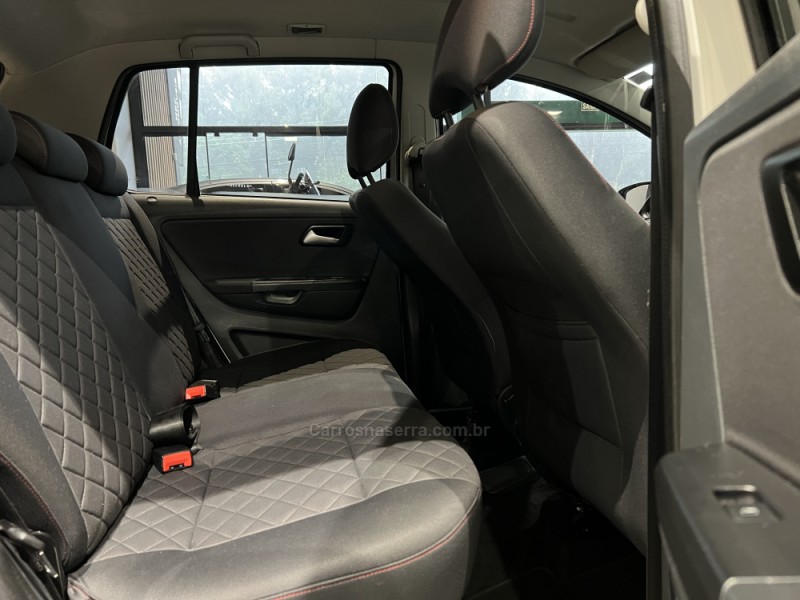 FOX 1.6 MSI HIGHLINE 16V FLEX 4P MANUAL - 2016 - CAXIAS DO SUL