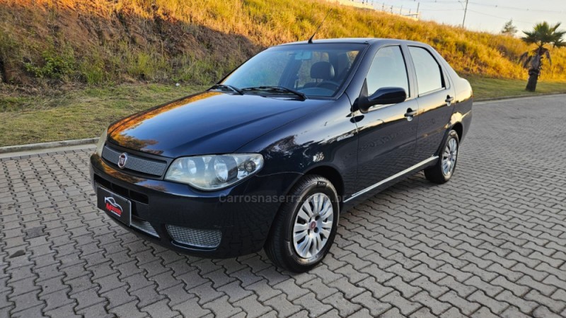 SIENA 1.0 MPI FIRE CELEBRATION 8V FLEX 4P MANUAL - 2010 - IVOTI