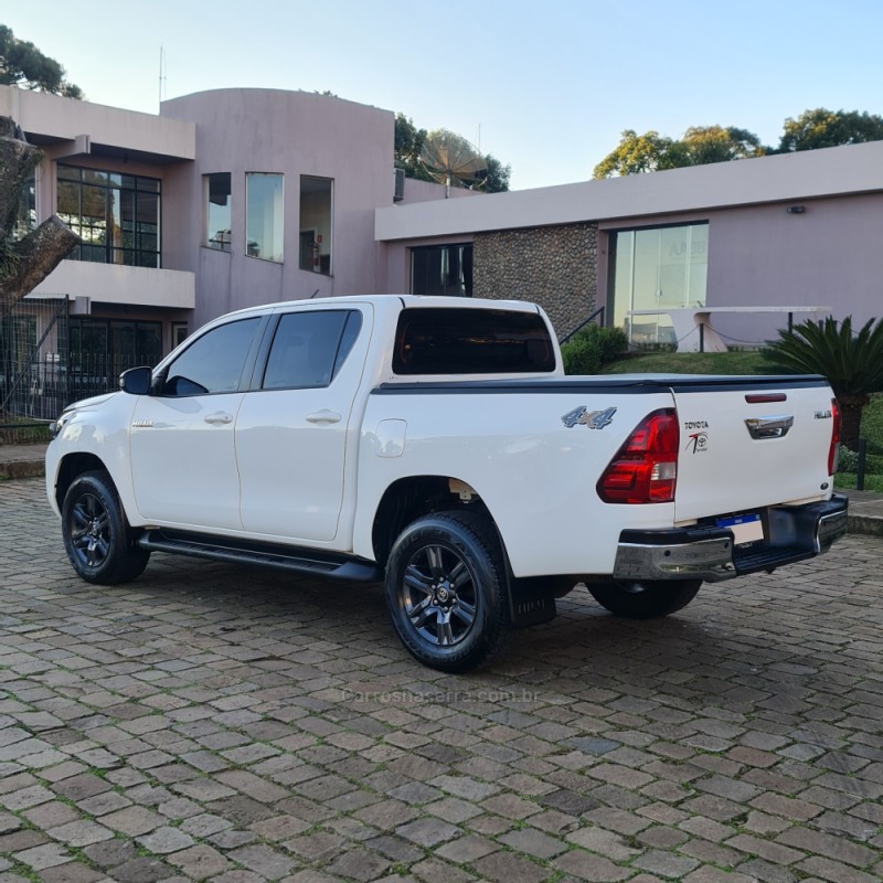 HILUX 2.8 SR 4X4 CD 16V DIESEL 4P AUTOMÁTICO - 2024 - LAGOA VERMELHA