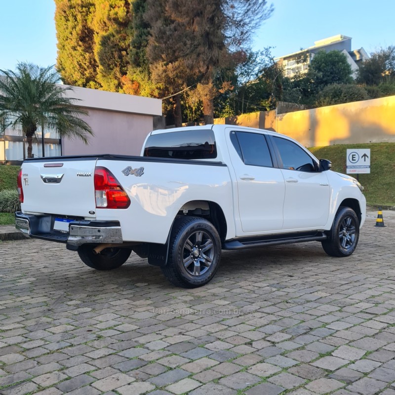 HILUX 2.8 SR 4X4 CD 16V DIESEL 4P AUTOMÁTICO - 2024 - LAGOA VERMELHA