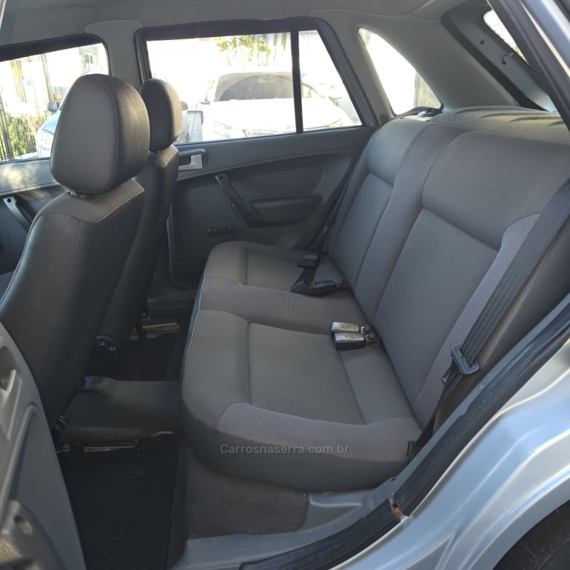 GOL 1.0 8V I-TRED FLEX 4P MANUAL - 2010 - CAXIAS DO SUL