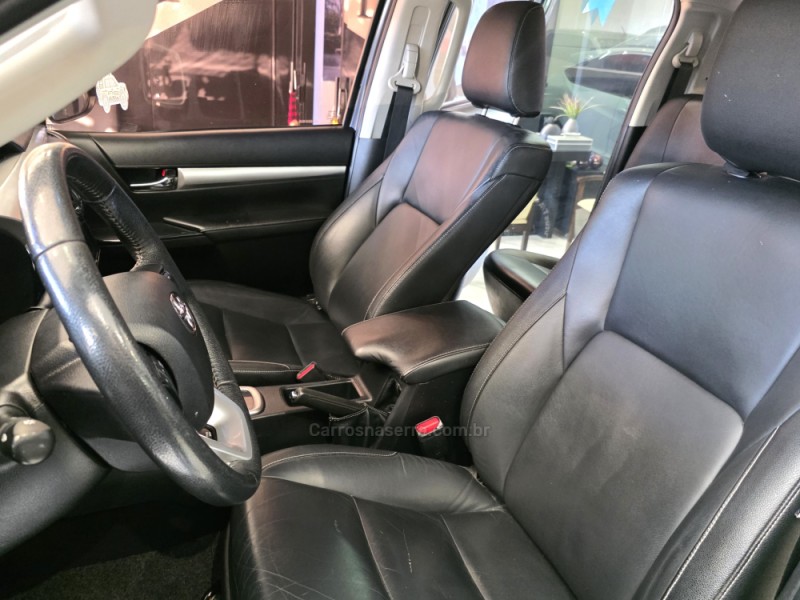HILUX 2.8 SRV 4X4 CD 16V DIESEL 4P AUTOMÁTICO - 2017 - CAXIAS DO SUL