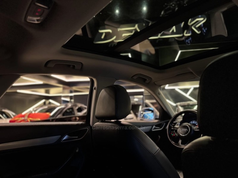 Q3 2.0 TFSI AMBIENTE QUATTRO 4P GASOLINA S TRONIC - 2014 - NOVO HAMBURGO
