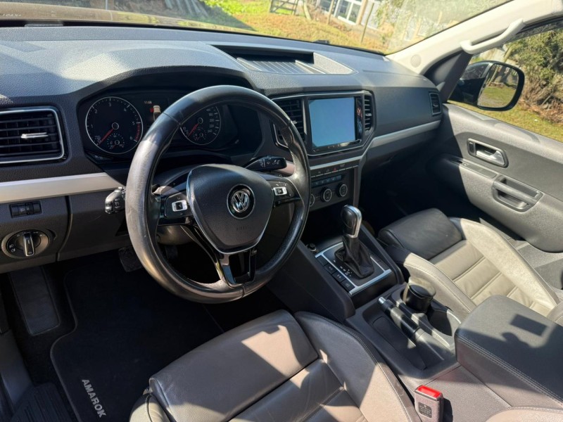 AMAROK 3.0 V6 TDI HIGHLINE CD DIESEL 4MOTION AUTOMÁTICO - 2019 - VACARIA