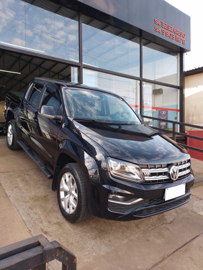 AMAROK 3.0 V6 TDI HIGHLINE CD DIESEL 4MOTION AUTOMÁTICO - 2019 - VACARIA