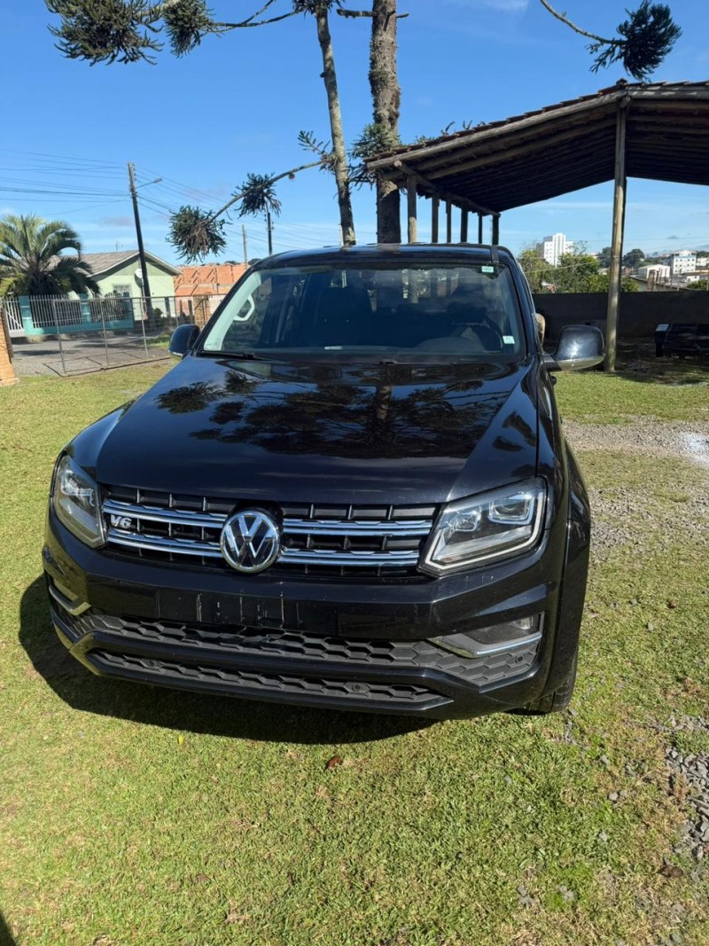 AMAROK 3.0 V6 TDI HIGHLINE CD DIESEL 4MOTION AUTOMÁTICO - 2019 - VACARIA