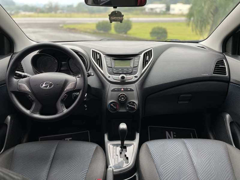 HB20S 1.6 COMFORT STYLE 16V FLEX 4P AUTOMÁTICO - 2014 - BOM PRINCíPIO