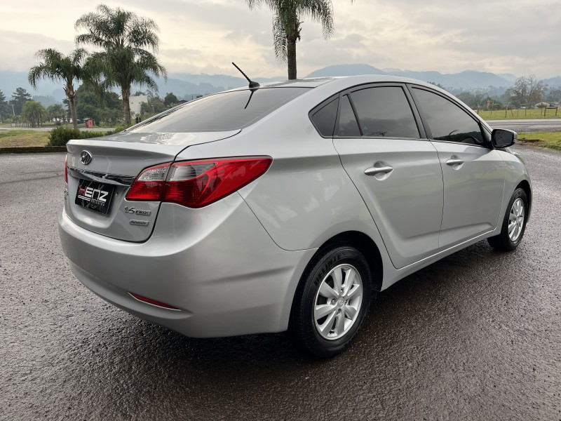 HB20S 1.6 COMFORT STYLE 16V FLEX 4P AUTOMÁTICO - 2014 - BOM PRINCíPIO