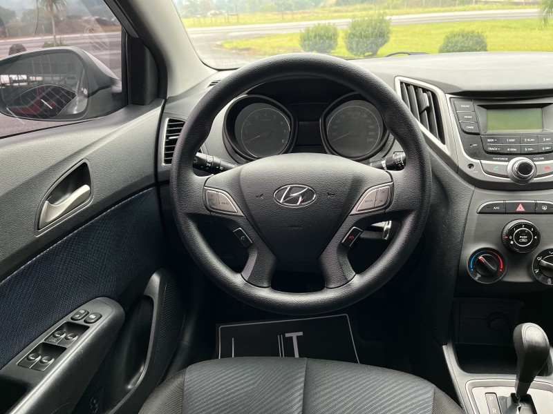 HB20S 1.6 COMFORT STYLE 16V FLEX 4P AUTOMÁTICO - 2014 - BOM PRINCíPIO