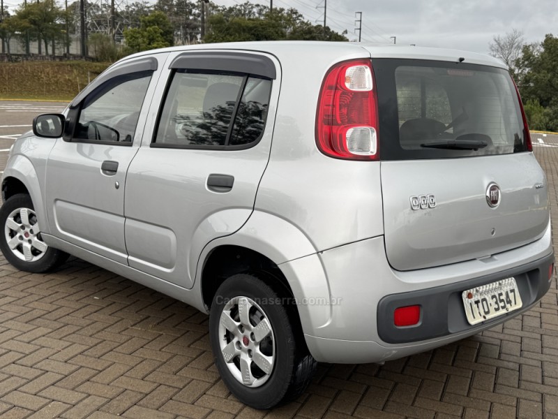 UNO 1.0 EVO VIVACE 8V FLEX 4P MANUAL - 2013 - CAXIAS DO SUL