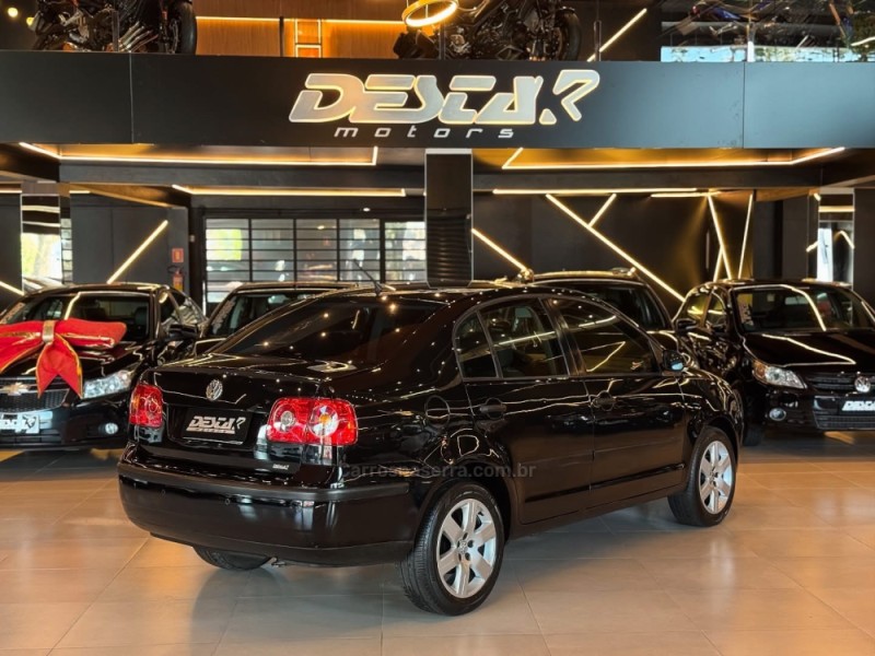 POLO 1.6 MI 8V FLEX 4P MANUAL - 2010 - NOVO HAMBURGO