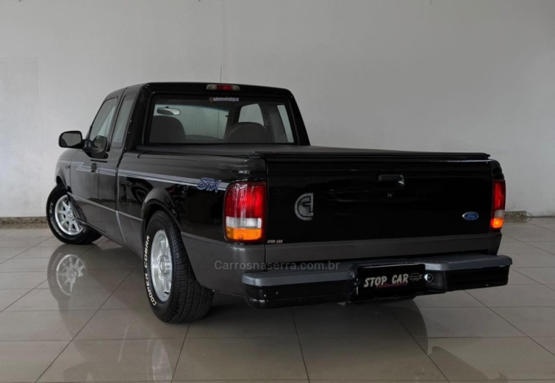 RANGER 4.0 STX 4X2 CE V6 12V GASOLINA 2P MANUAL - 1995 - SãO FRANCISCO DE PAULA
