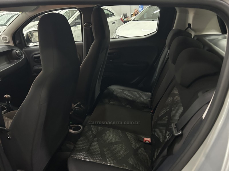 MOBI 1.0 8V EVO FLEX LIKE. MANUAL - 2023 - TAQUARA