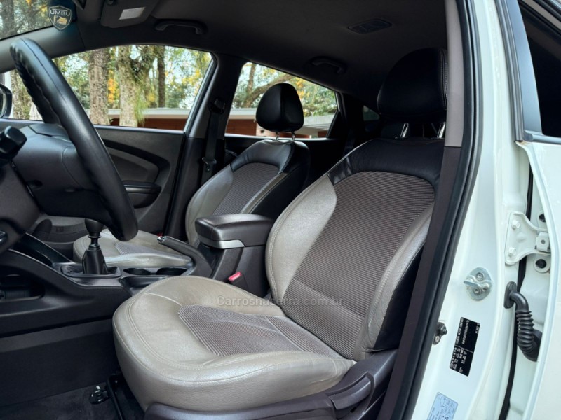 IX35 2.0 MPI 4X2 16V FLEX 4P MANUAL - 2013 - DOIS IRMãOS