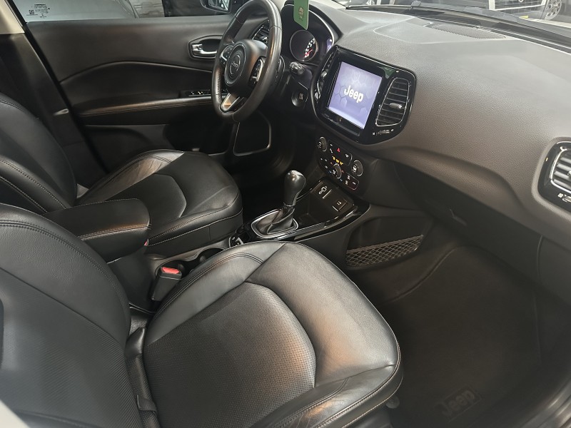 COMPASS 2.0 16V FLEX LIMITED AUTOMÁTICO - 2018 - CAXIAS DO SUL