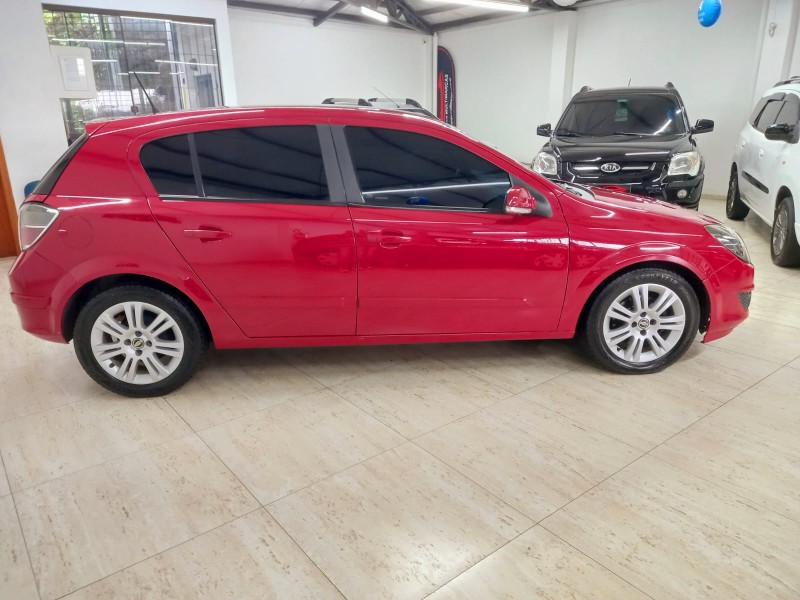VECTRA 2.0 SFI GT HATCH 8V FLEX 4P MANUAL - 2009 - CAXIAS DO SUL