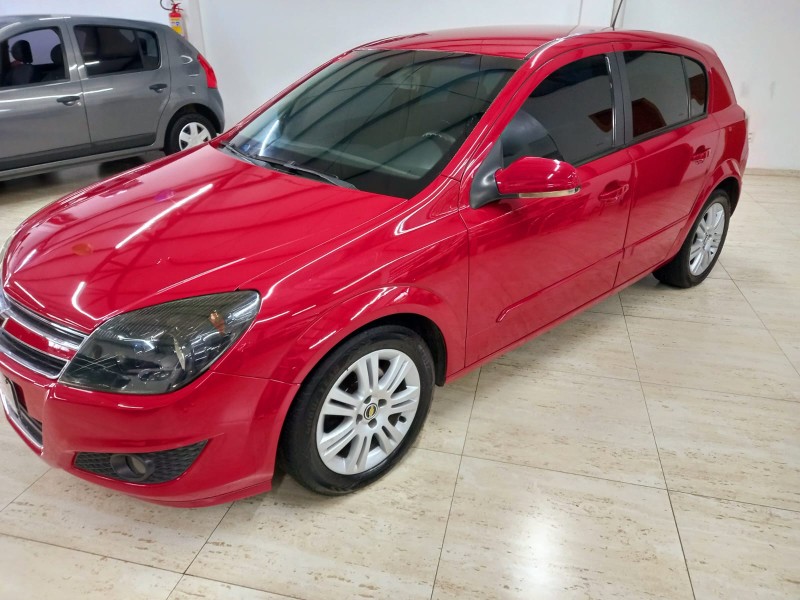 VECTRA 2.0 SFI GT HATCH 8V FLEX 4P MANUAL - 2009 - CAXIAS DO SUL