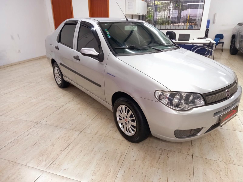 SIENA 1.0 MPI EL CELEBRATION 8V FLEX 4P MANUAL - 2010 - CAXIAS DO SUL