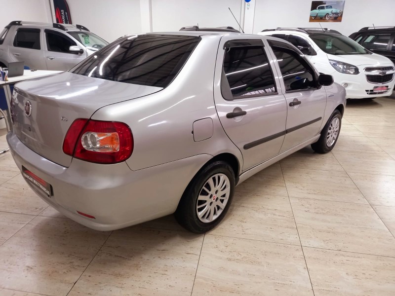 SIENA 1.0 MPI EL CELEBRATION 8V FLEX 4P MANUAL - 2010 - CAXIAS DO SUL