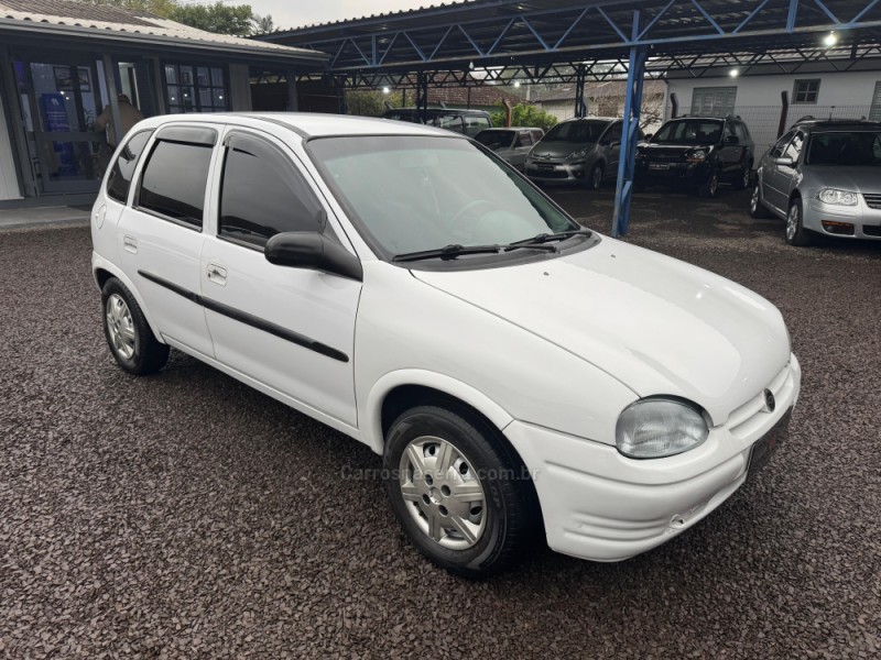 CORSA 1.0 MPFI SUPER 8V GASOLINA 4P MANUAL - 1997 - IGREJINHA