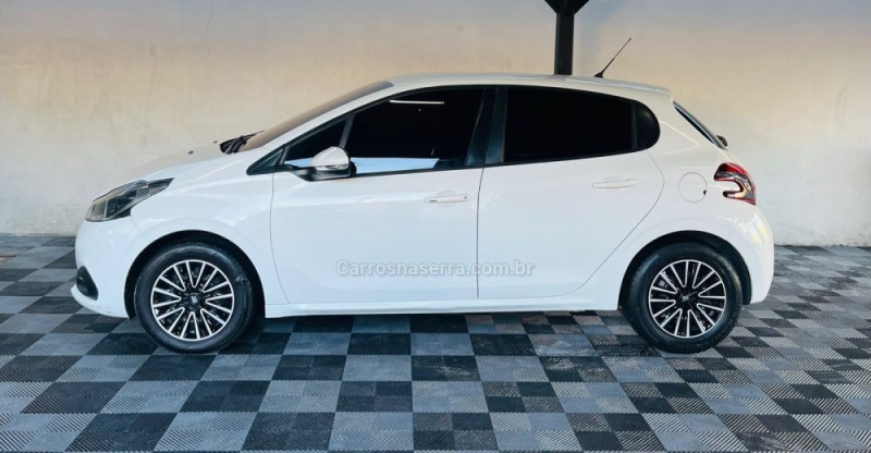 208 1.2 ACTIVE 12V FLEX 4P MANUAL - 2018 - NOVO HAMBURGO