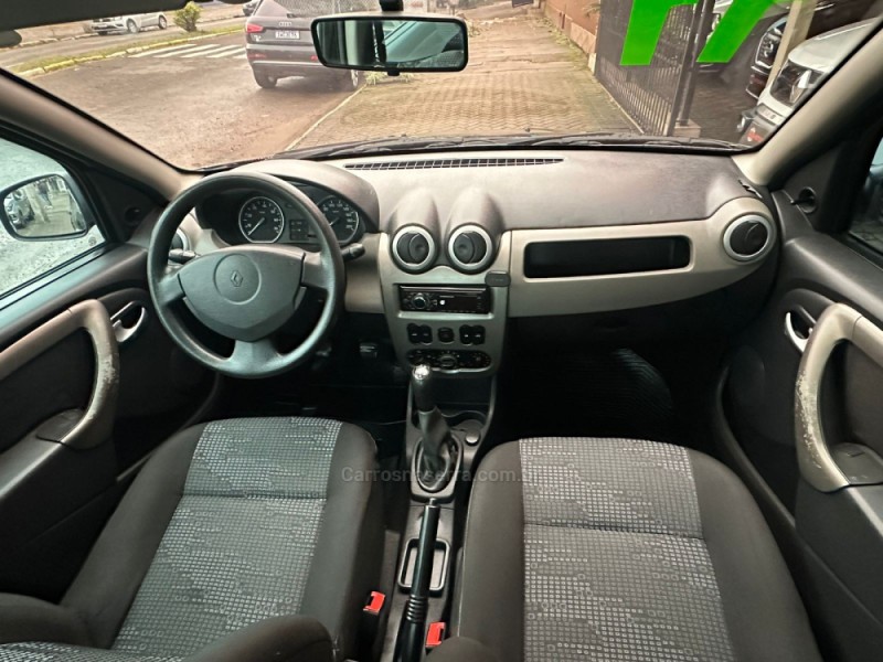 SANDERO 1.0 EXPRESSION 16V FLEX 4P MANUAL - 2011 - PAROBé