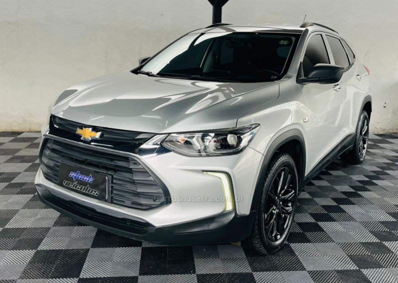 TRACKER 1.0 12V TURBO FLEX 4P MANUAL