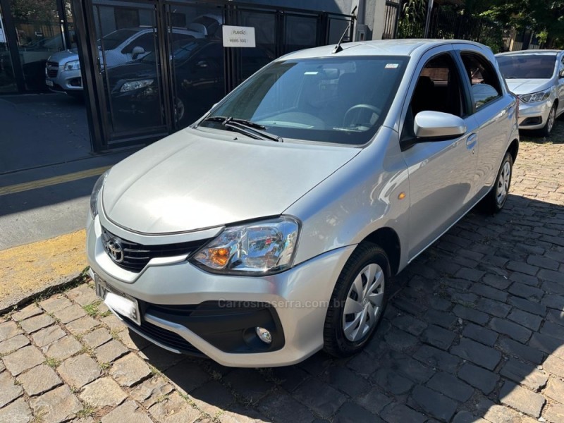 ETIOS 1.5 XS 16V FLEX 4P MANUAL - 2018 - LAJEADO