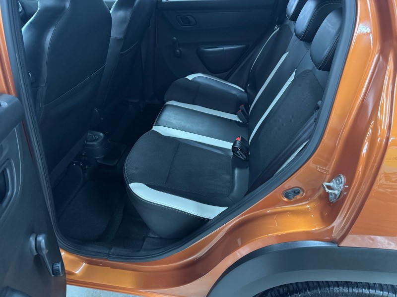 KWID 1.0 12V SCE FLEX INTENSE MANUAL - 2018 - CAXIAS DO SUL
