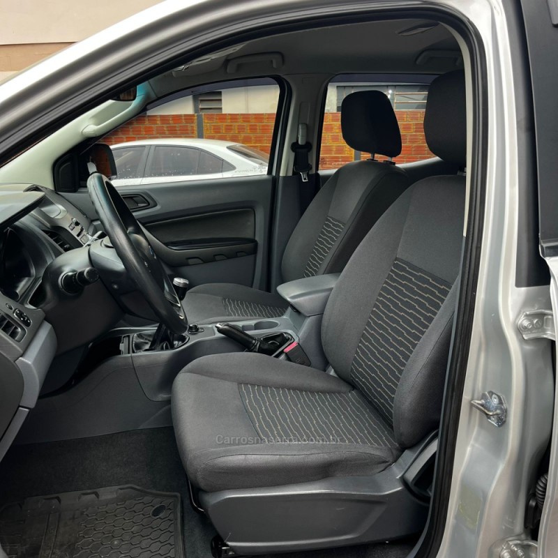 RANGER 2.2 XLS 4X4 CD 16V DIESEL 4P MANUAL - 2015 - LAJEADO