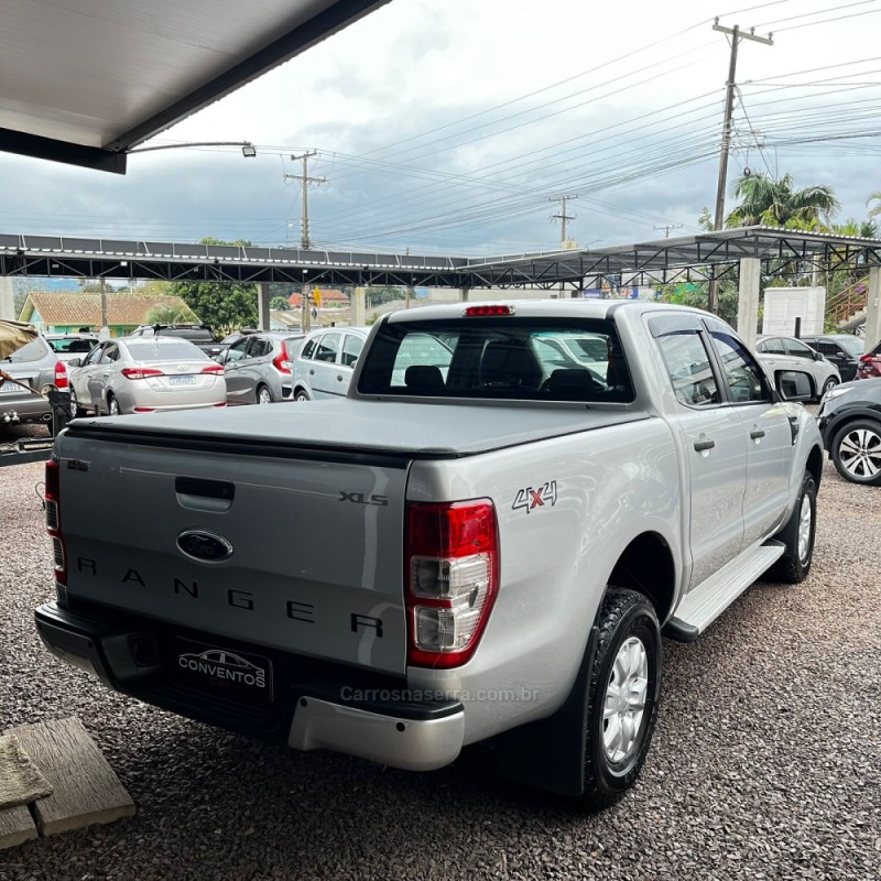 RANGER 2.2 XLS 4X4 CD 16V DIESEL 4P MANUAL - 2015 - LAJEADO