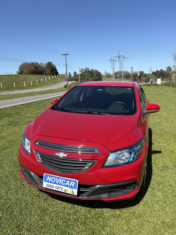 ONIX 1.4 MPFI LT 8V FLEX 4P MANUAL - 2015 - FARROUPILHA