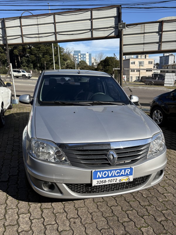 LOGAN 1.6 EXPRESSION 16V FLEX 4P AUTOMÁTICO - 2013 - FARROUPILHA