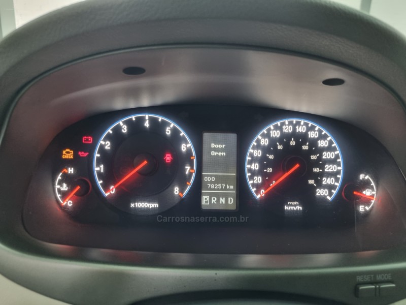 AZERA 3.3 MPFI GLS SEDAN V6 24V GASOLINA 4P AUTOMÁTICO - 2009 - GARIBALDI