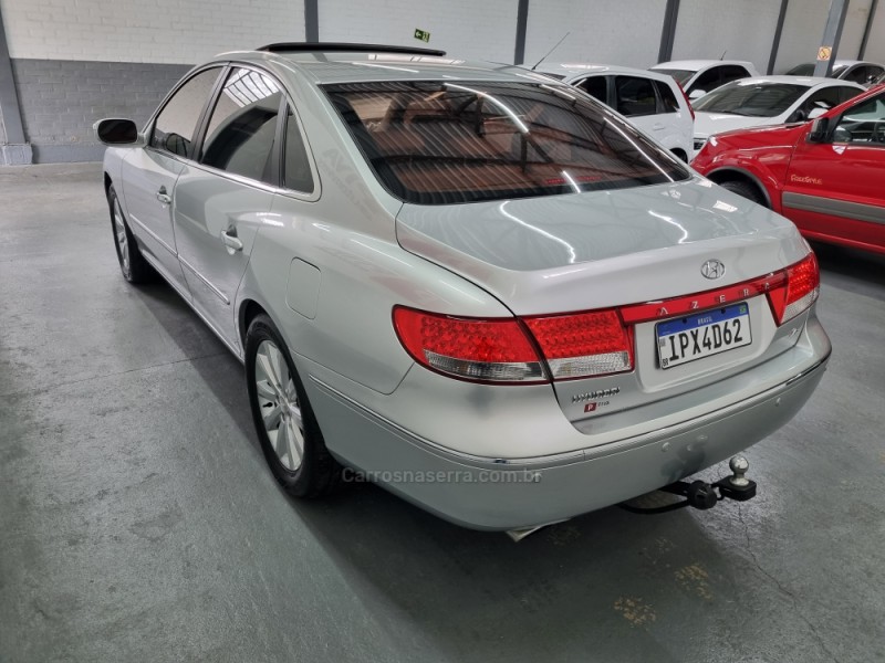 AZERA 3.3 MPFI GLS SEDAN V6 24V GASOLINA 4P AUTOMÁTICO - 2009 - GARIBALDI