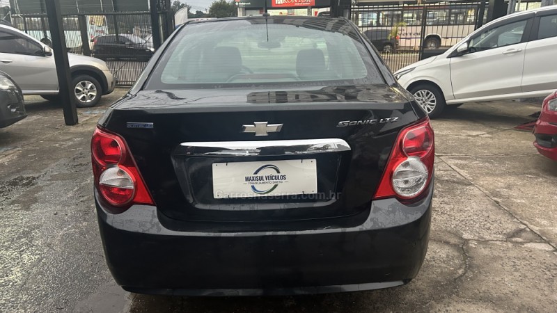 SONIC 1.6 LTZ SEDAN 16V FLEX 4P AUTOMÁTICO - 2014 - GRAVATAí