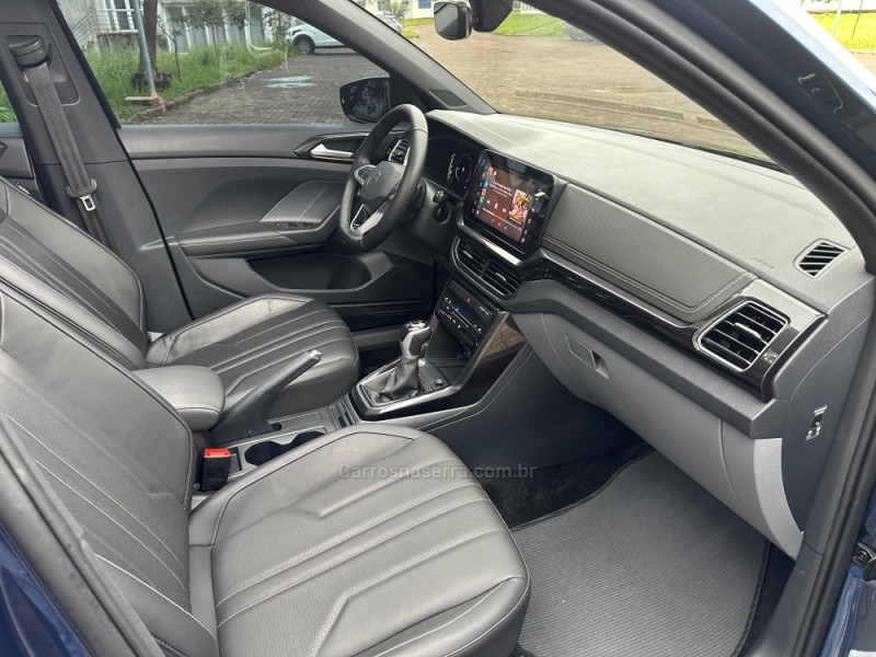 T-CROSS 1.0 COMFORTLINE TSI FLEX 4P AUTOMÁTICO - 2025 - PASSO FUNDO