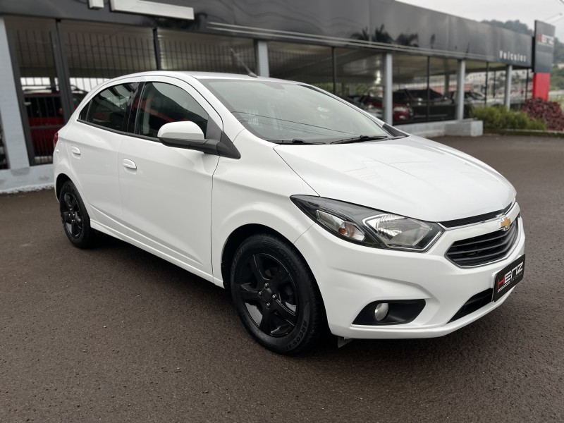 ONIX 1.4 MPFI LTZ 8V FLEX 4P MANUAL - 2019 - BOM PRINCíPIO