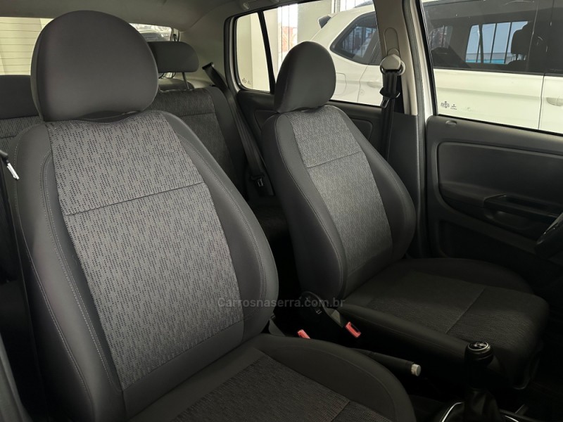 FOX 1.0 MI TREND 8V FLEX 4P MANUAL - 2014 - GUAPORé