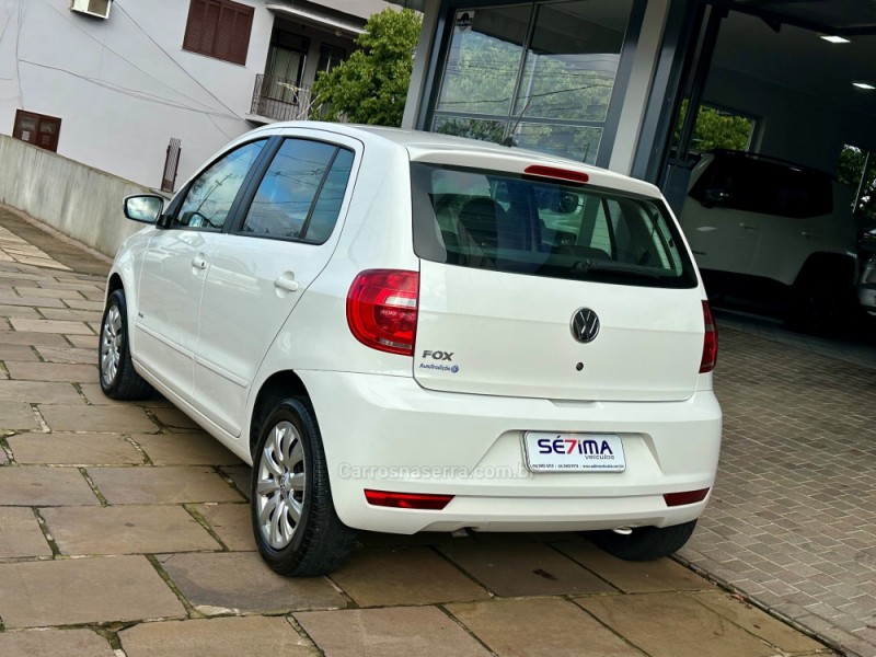 FOX 1.0 MI TREND 8V FLEX 4P MANUAL - 2014 - GUAPORé