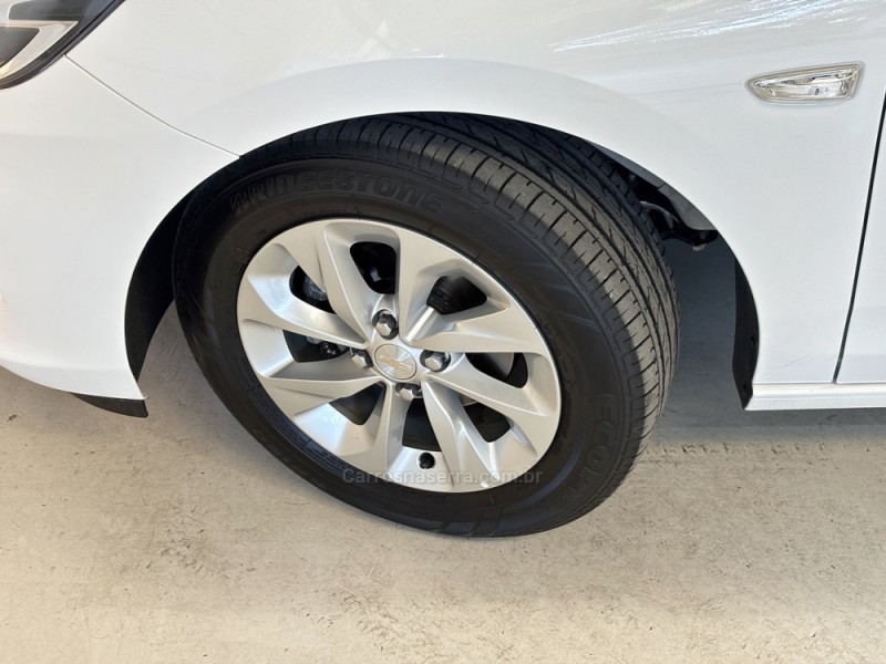 ONIX 1.0 LT 12V TURBO FLEX 4P AUTOMÁTICO - 2023 - BENTO GONçALVES