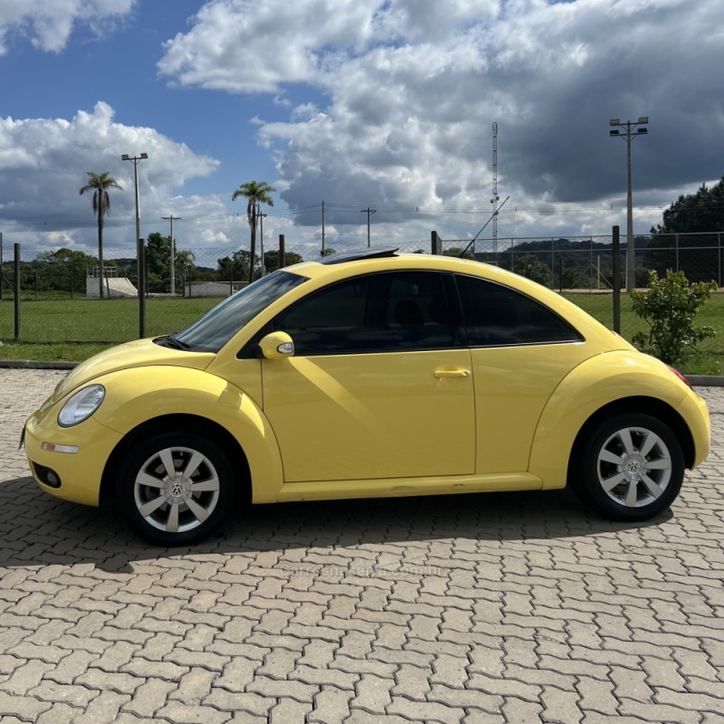 NEW BEETLE 2.0 MI 8V GASOLINA 2P TIPTRONIC - 2009 - ANTôNIO PRADO